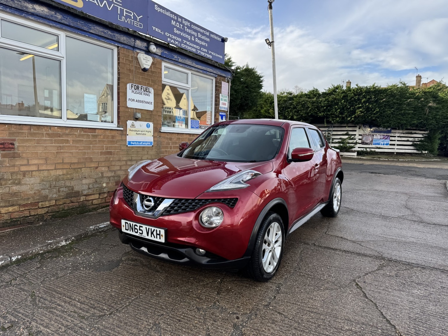 Used Nissan Juke 2015 for sale - 77225142: Photo 2