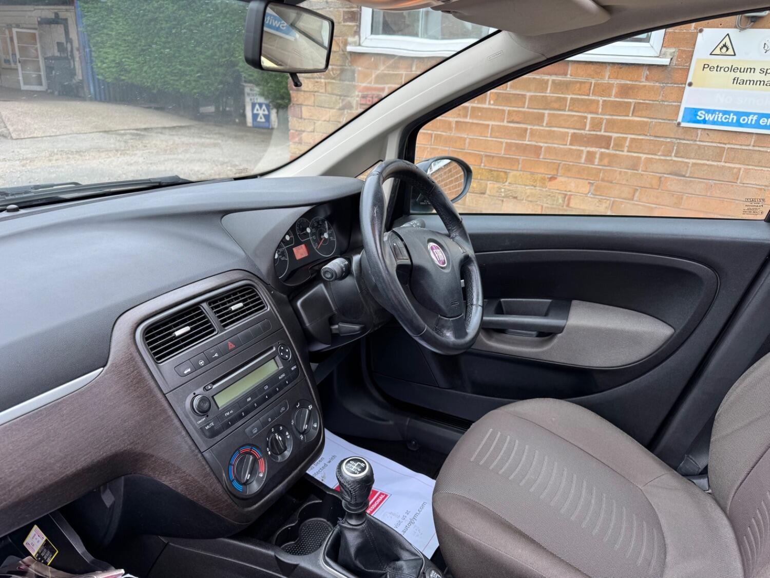 Used Fiat Grande Punto 2008 for sale - 76418403: Photo 12