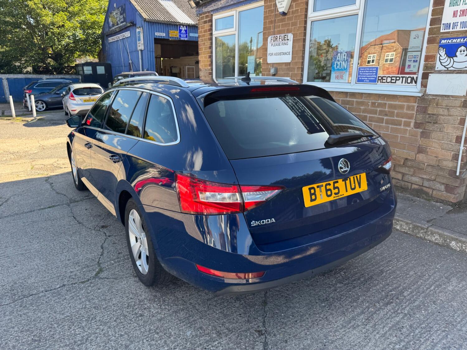 Used Skoda Superb 2015 for sale - 76070437: Photo 13