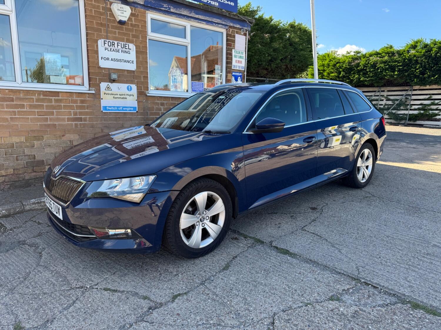 Used Skoda Superb 2015 for sale - 76070437: Photo 15