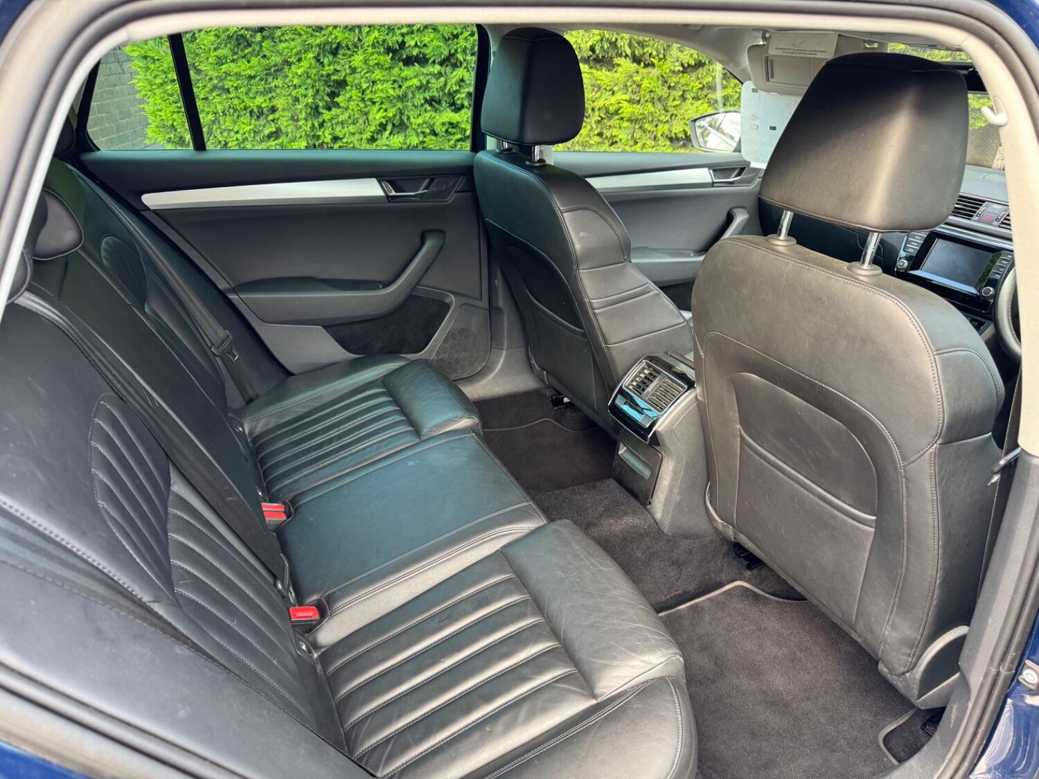 Used Skoda Superb 2015 for sale - 76070437: Photo 19