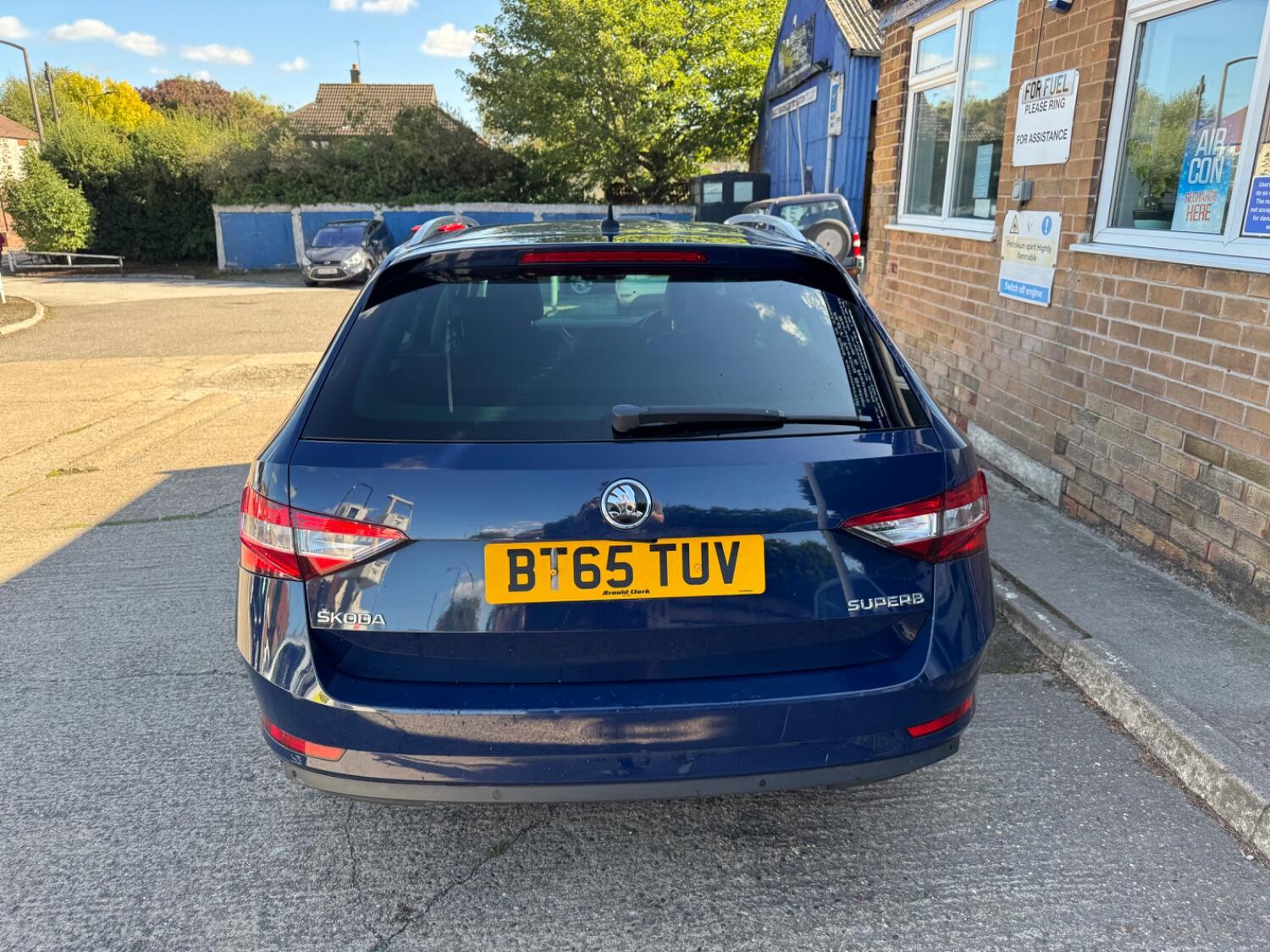 Used Skoda Superb 2015 for sale - 76070437: Photo 8