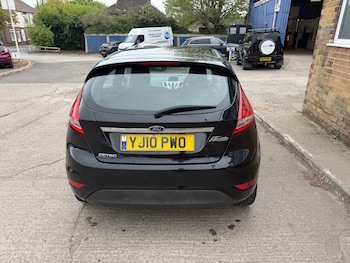 Used Ford Fiesta 2010 for sale - 78402650: Photo