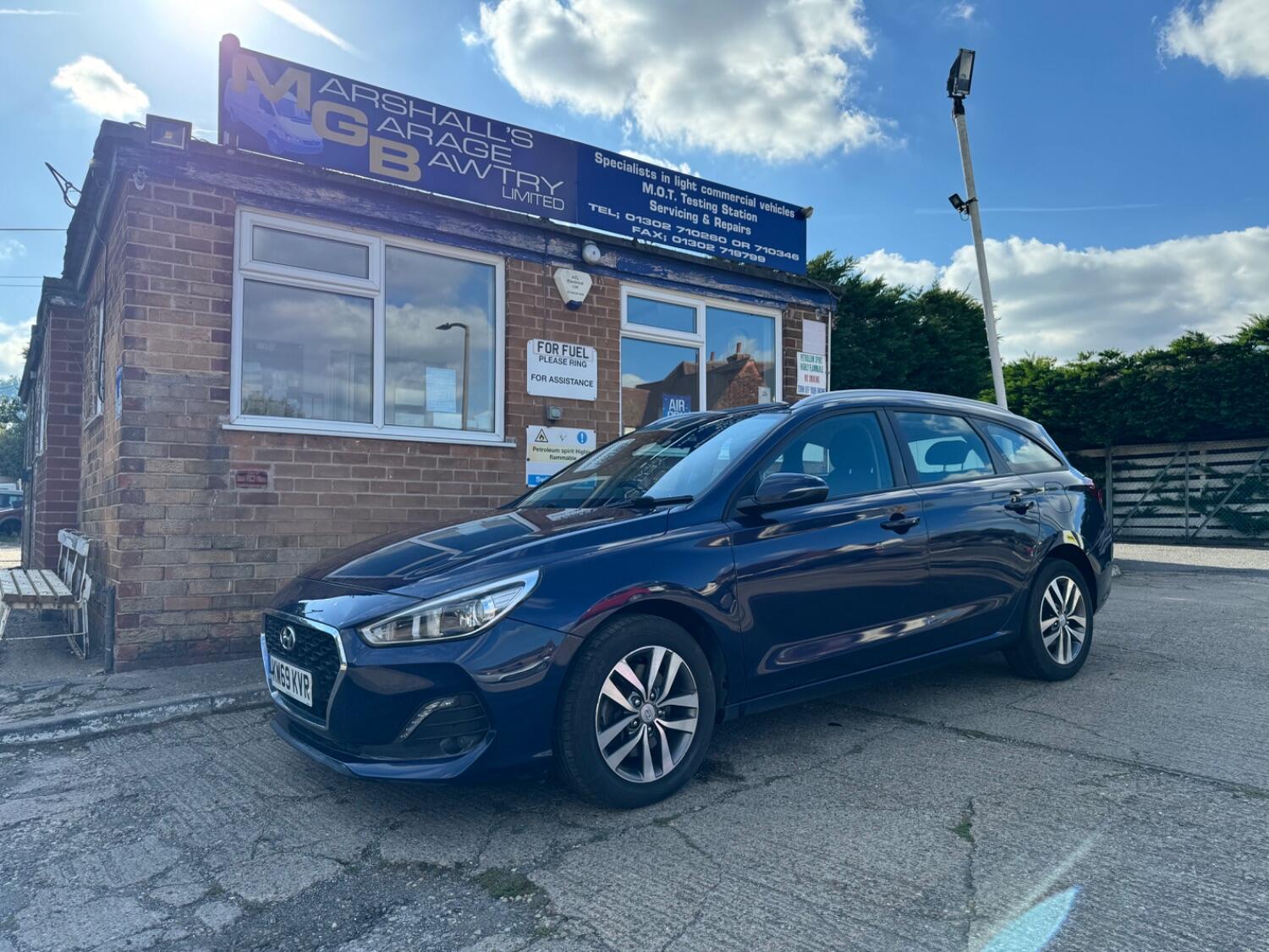 Used Hyundai i30 2020 for sale - 76120165: Photo 1