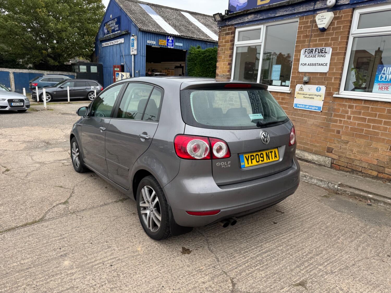 Used Volkswagen Golf Plus 2009 for sale - 76431042: Photo 13