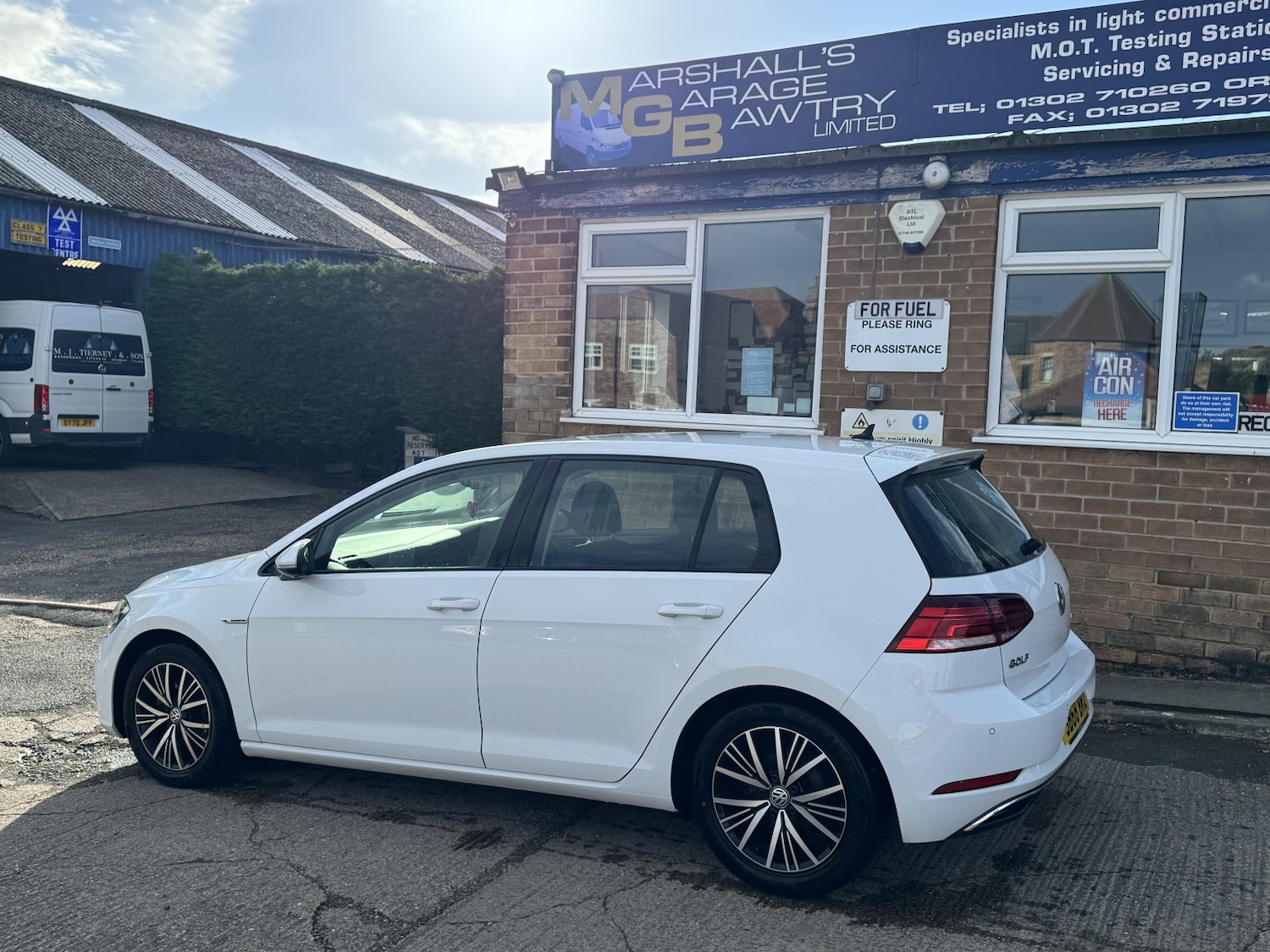 Used Volkswagen Golf 2018 for sale - 77465065: Photo 9