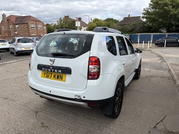 Used Dacia Duster 2017 for sale - 79750223: Photo