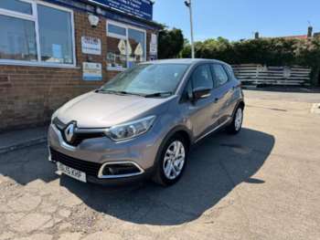 Used Renault Captur 2015 for sale - 74710985: Photo