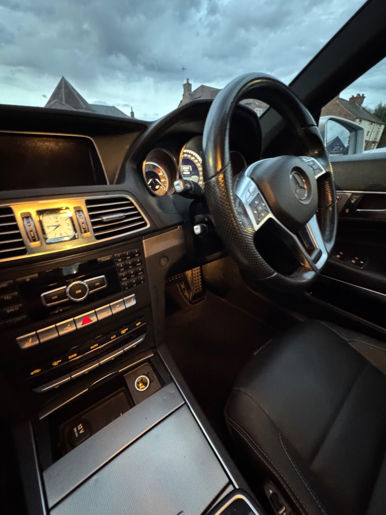 Used Mercedes-Benz E Class 2014 for sale - 77584558: Photo 12