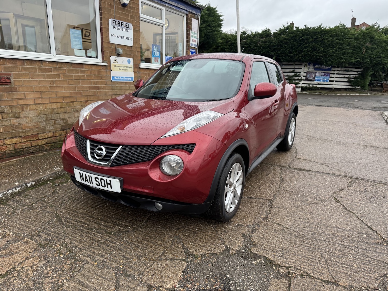 Used Nissan Juke 2011 for sale - 76769743: Photo 2