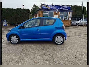 Used Toyota AYGO 2009 for sale - 77766417: Photo