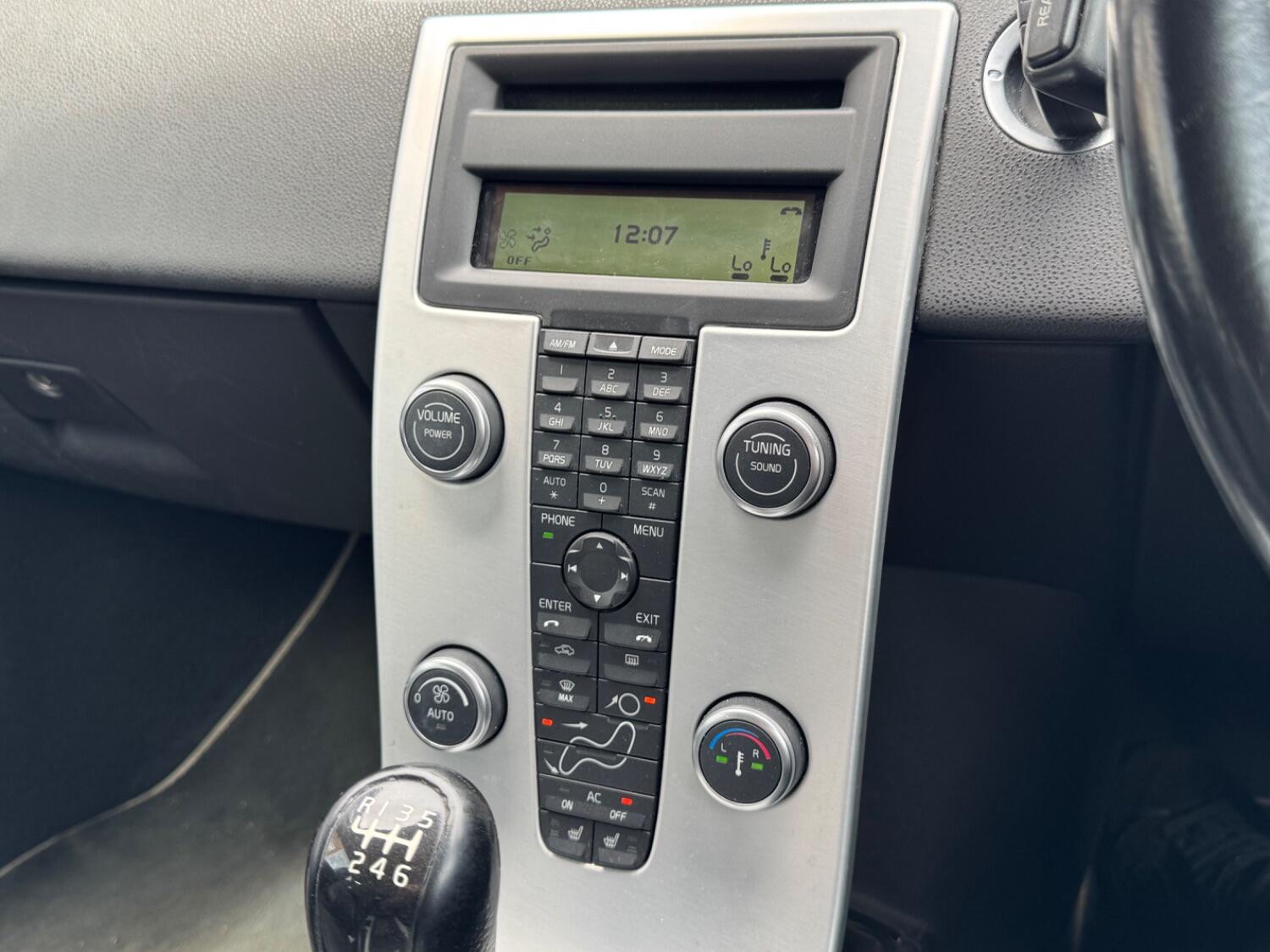 Used Volvo V50 2012 for sale - 76430959: Photo 11