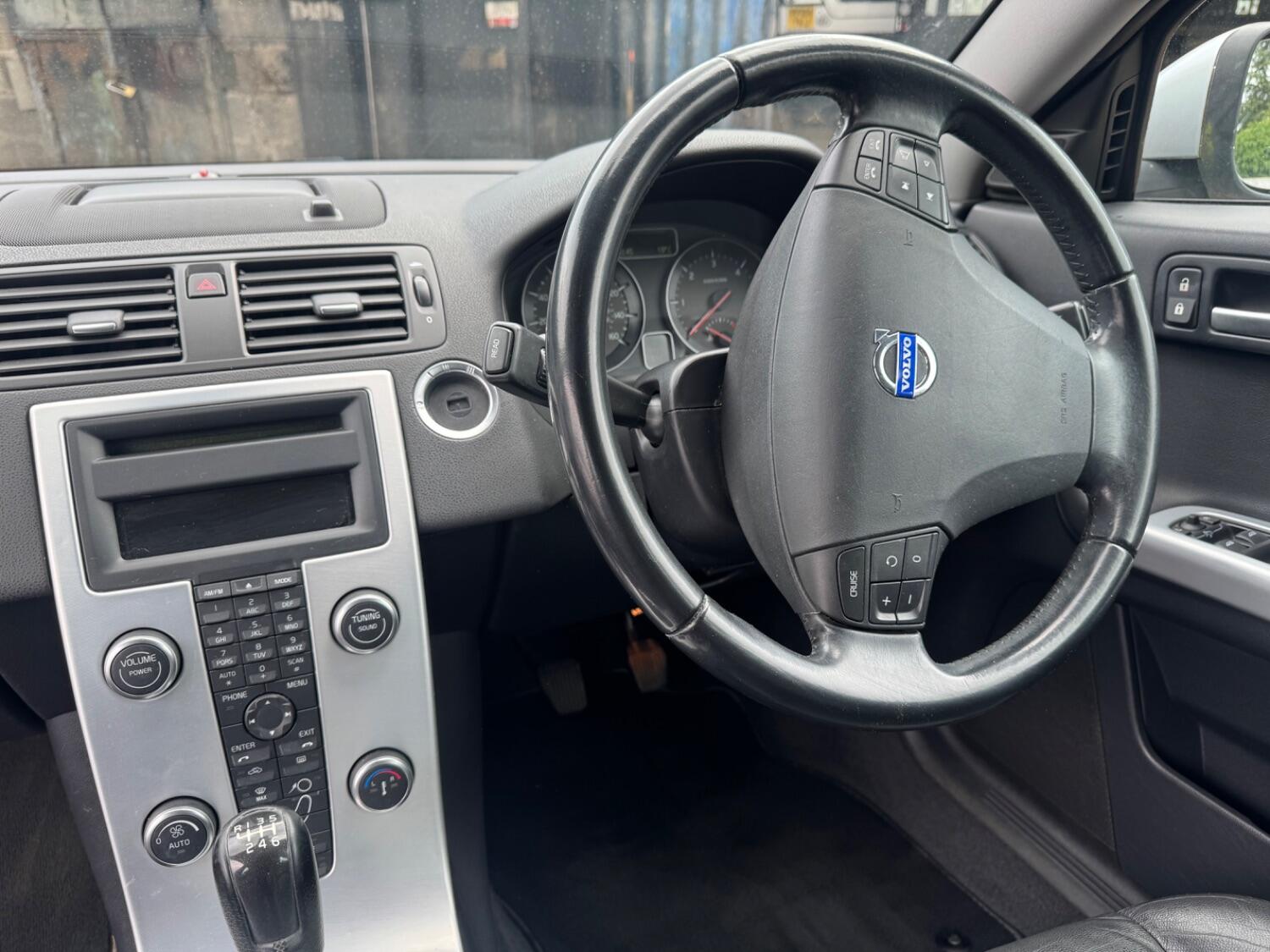 Used Volvo V50 2012 for sale - 76430959: Photo 14