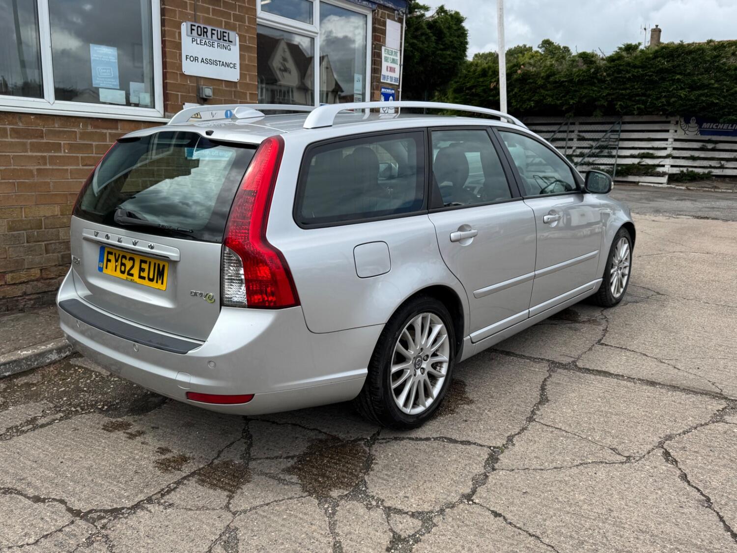 Used Volvo V50 2012 for sale - 76430959: Photo 6