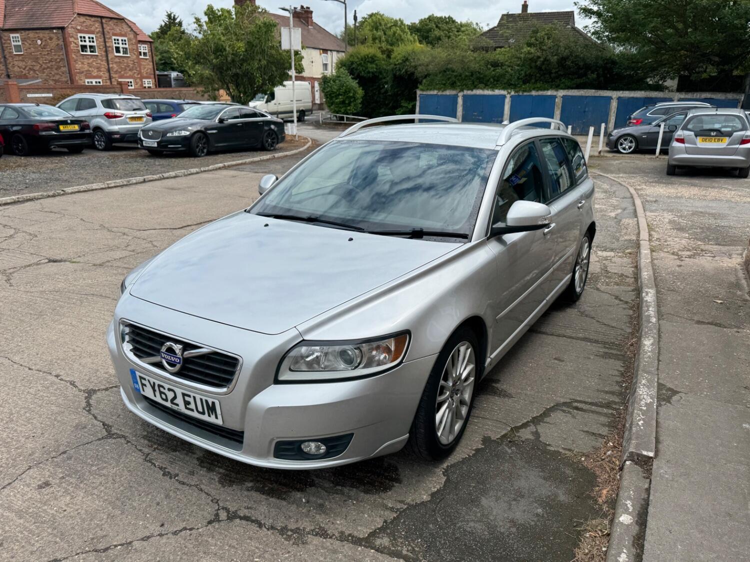 Used Volvo V50 2012 for sale - 76430959: Photo 8