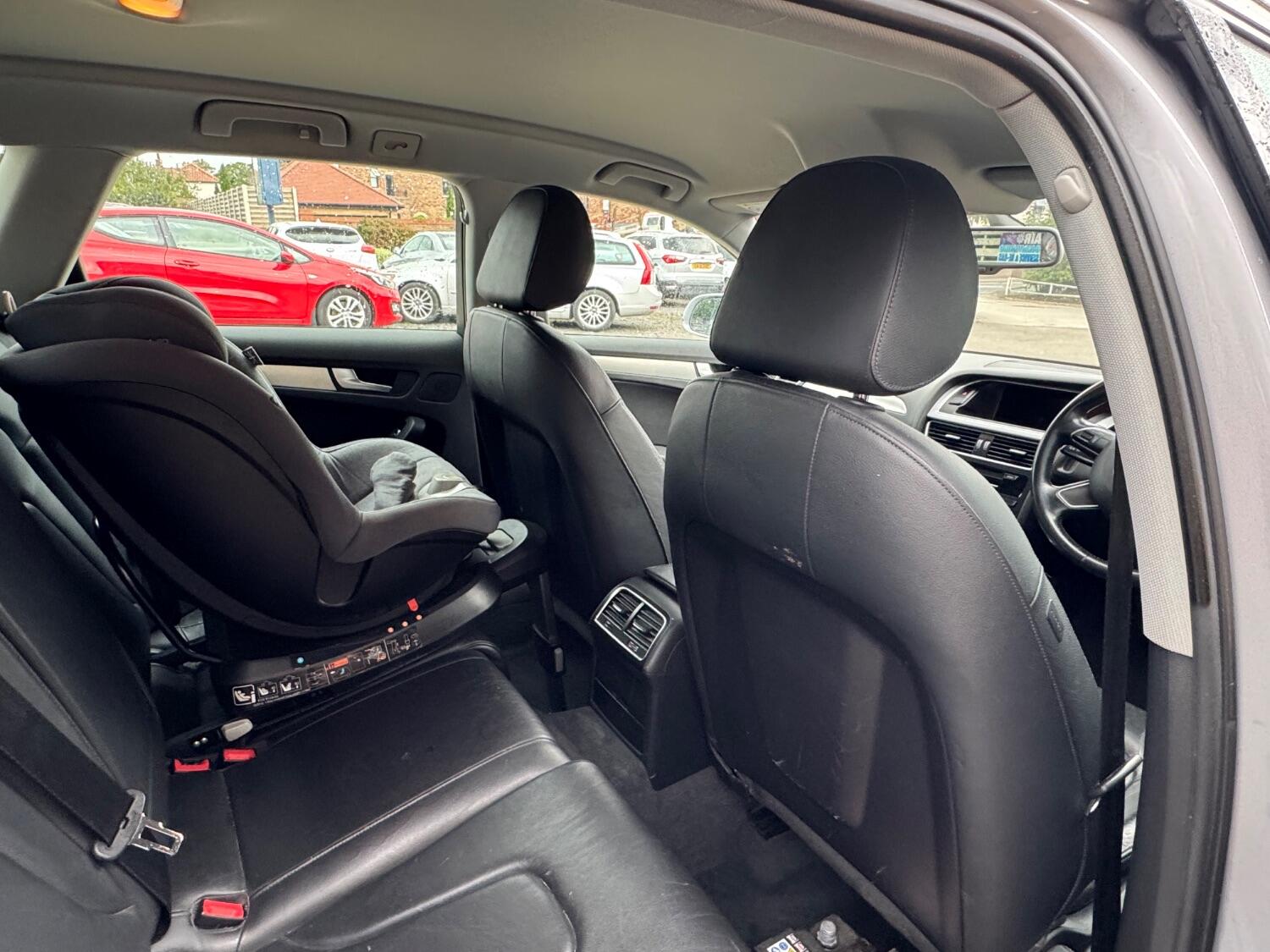 Used Audi A4 Avant 2015 for sale - 76082720: Photo 11