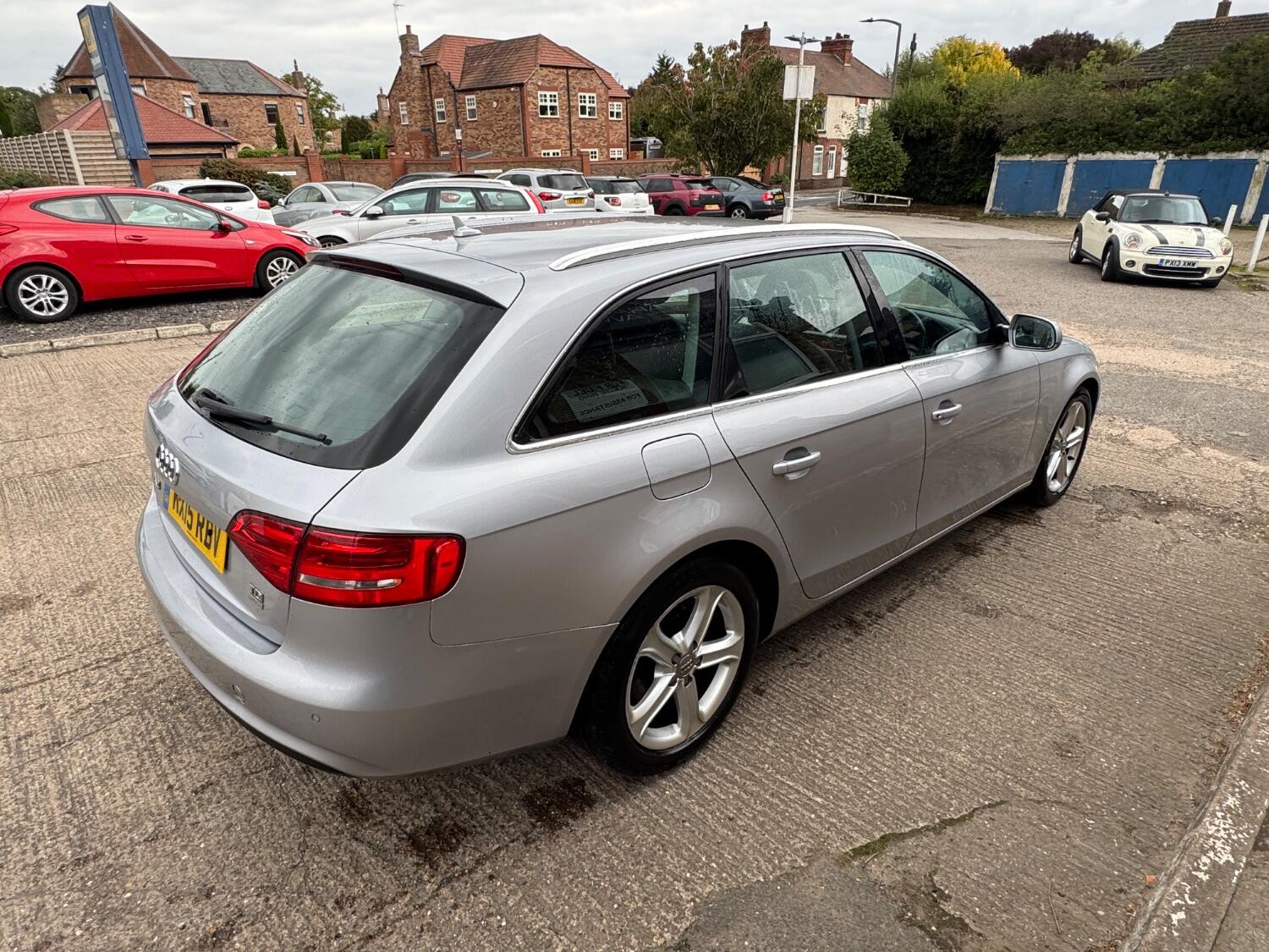Used Audi A4 Avant 2015 for sale - 76082720: Photo 3