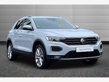 Used Volkswagen T-Roc 2021 for sale - 77413640: Photo