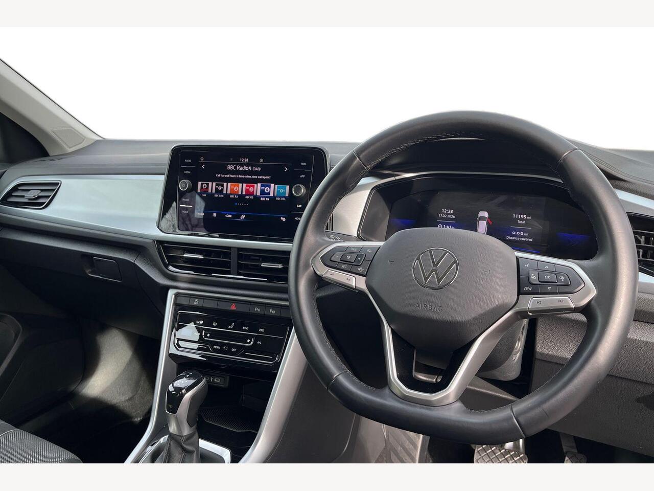 Used Volkswagen T-Roc 2023 for sale - 77588145: Photo 8