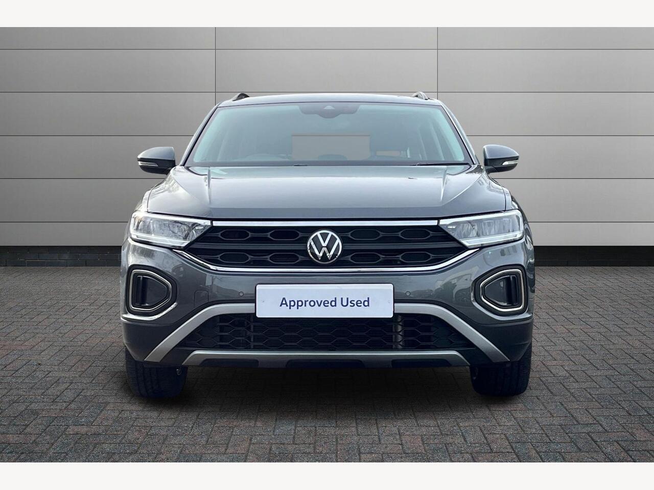 Used Volkswagen T-Roc 2023 for sale - 77588145: Photo 9