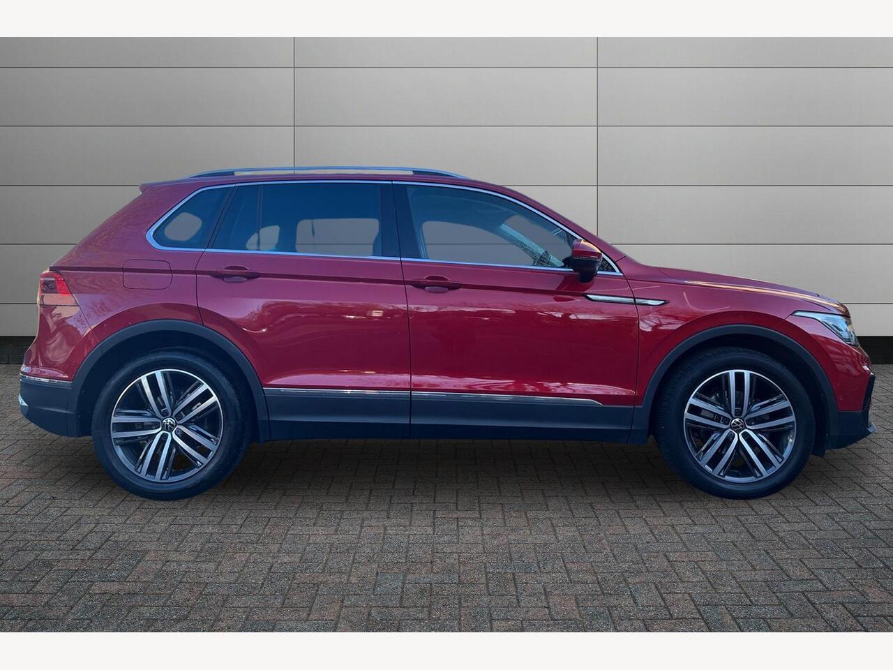 Used Volkswagen Tiguan 2022 for sale - 76674478: Photo 5