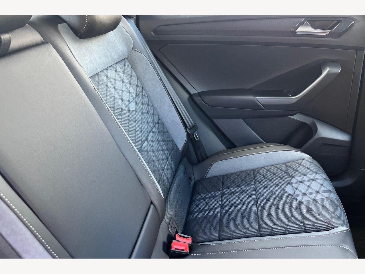 Used Volkswagen T-Roc 2025 for sale - 76678493: Photo 10