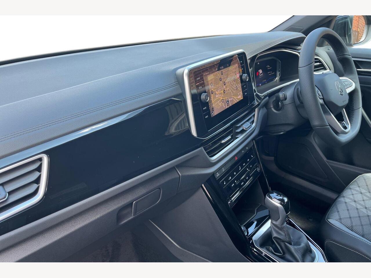 Used Volkswagen T-Roc 2025 for sale - 76678493: Photo 2