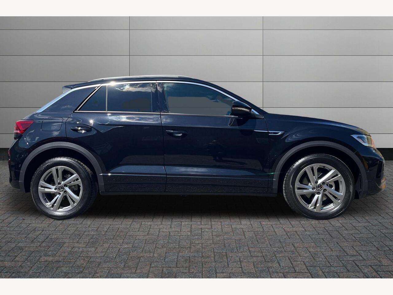 Used Volkswagen T-Roc 2025 for sale - 76678493: Photo 5