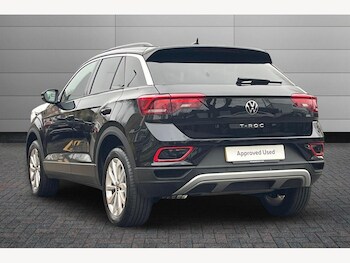 Used Volkswagen T-Roc 2025 for sale - 77042700: Photo