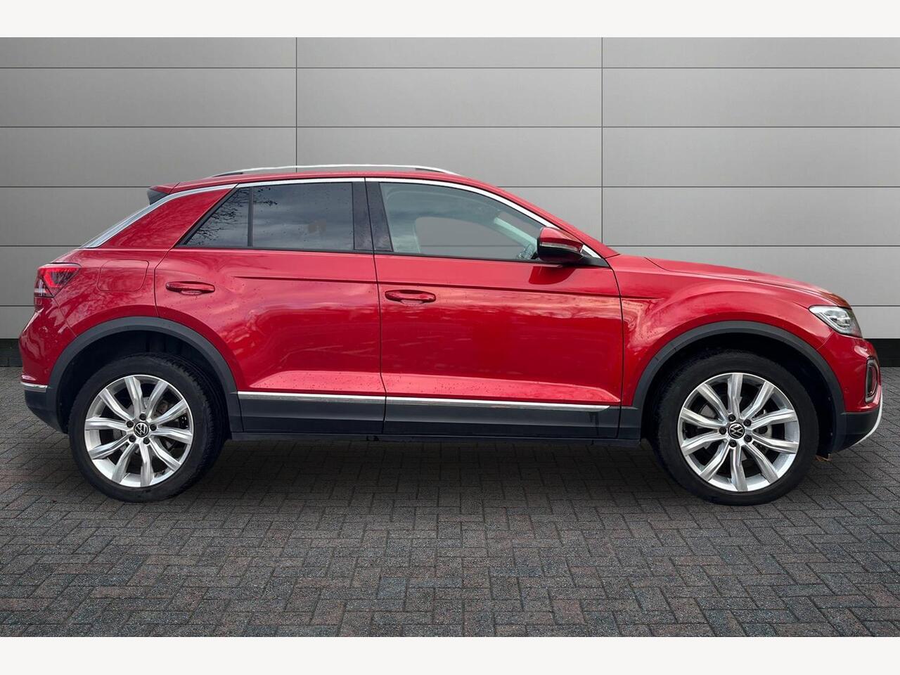 Used Volkswagen T-Roc 2022 for sale - 76674585: Photo 5