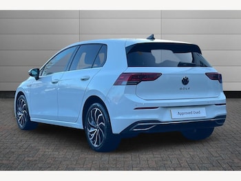 Used Volkswagen Golf 2023 for sale - 77092245: Photo