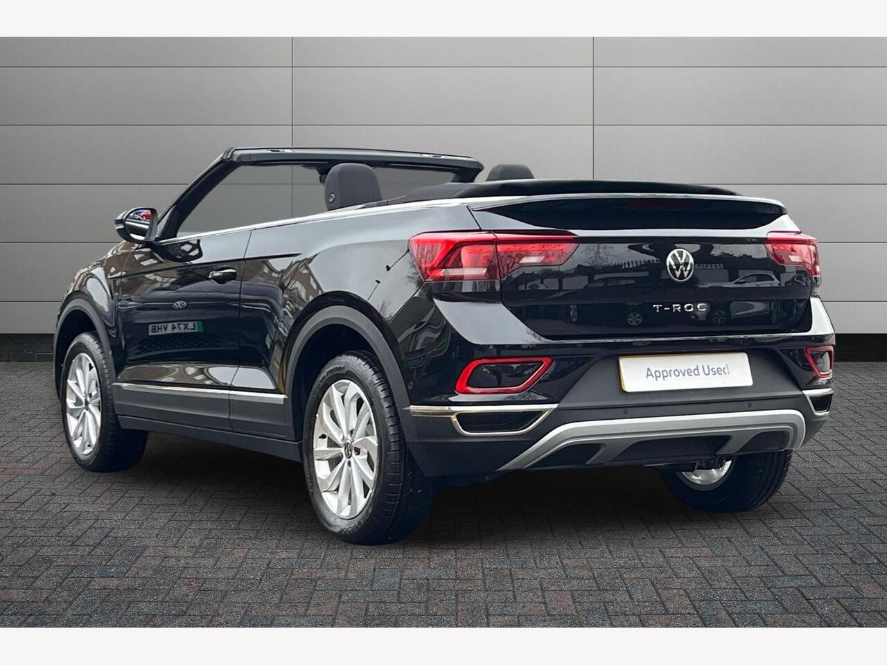 Used Volkswagen T-Roc 2025 for sale - 77613925: Photo 3