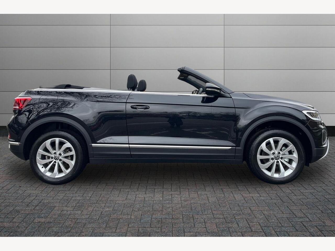 Used Volkswagen T-Roc 2025 for sale - 77613925: Photo 5