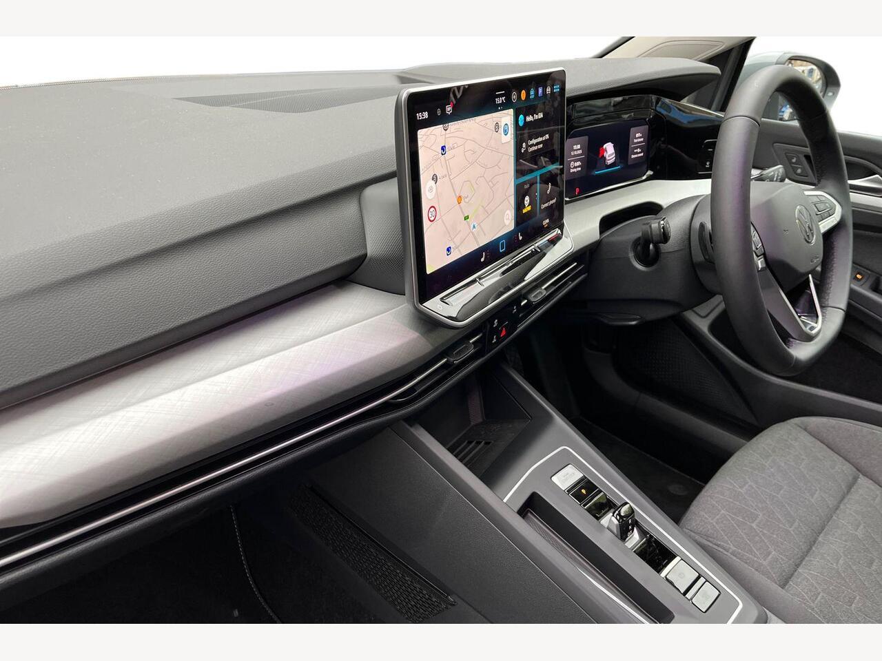 Used Volkswagen Golf 2025 for sale - 77110324: Photo 2