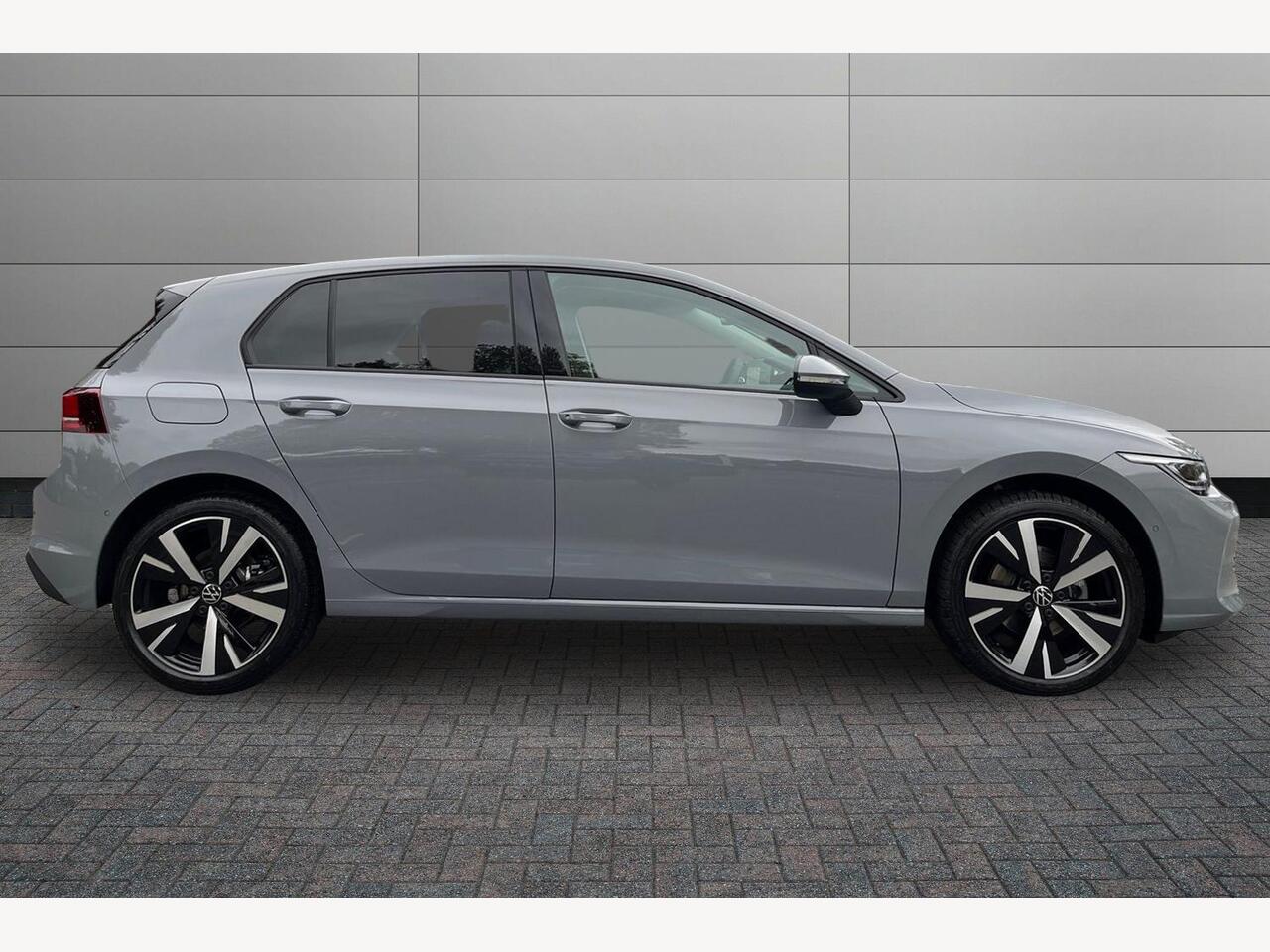 Used Volkswagen Golf 2025 for sale - 77110324: Photo 6