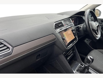 Used Volkswagen Tiguan Allspace 2021 for sale - 77470698: Photo