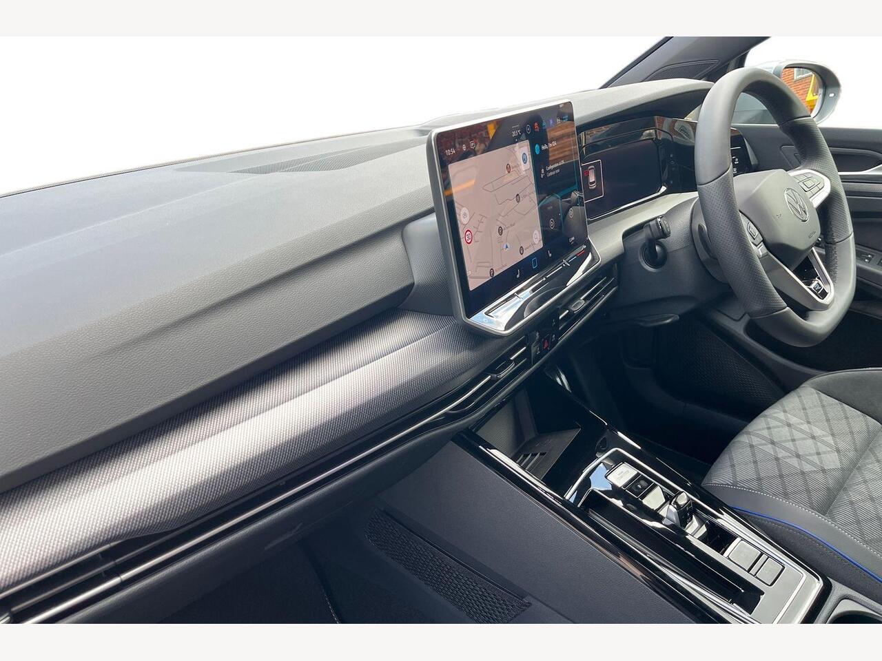 Used Volkswagen Golf 2025 for sale - 78141171: Photo 2