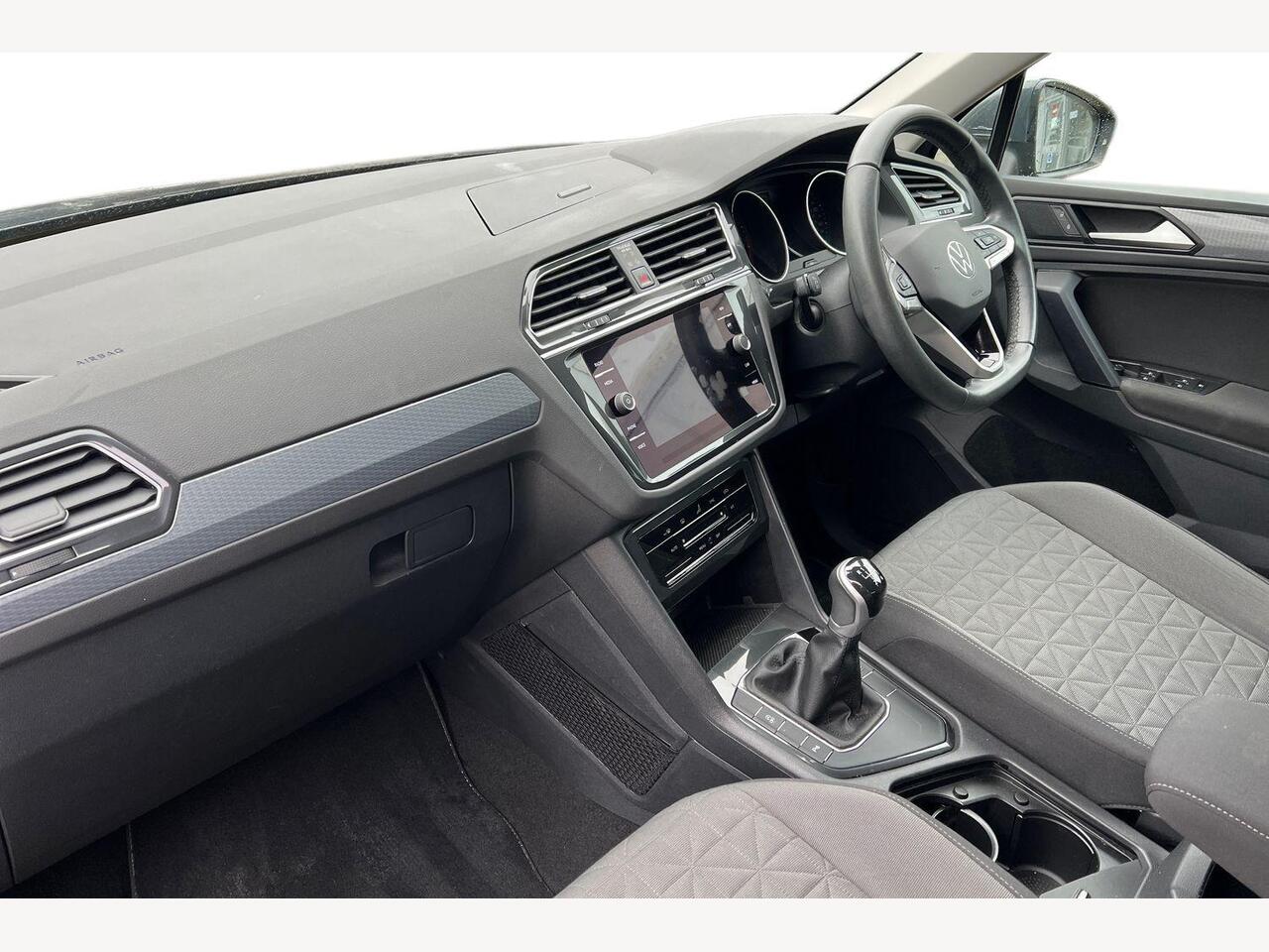 Used Volkswagen Tiguan 2022 for sale - 78158966: Photo 2