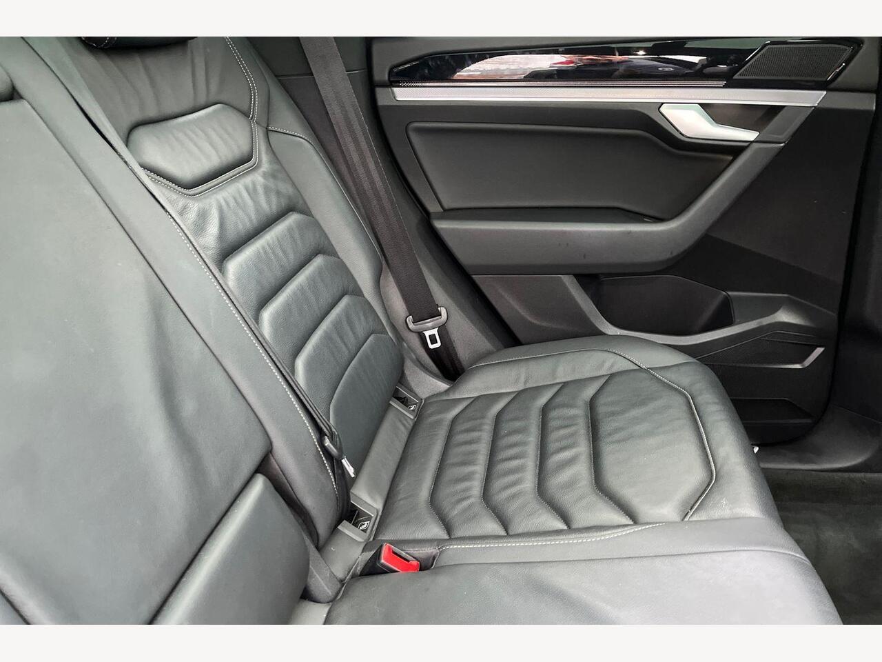 Used Volkswagen Touareg 2021 for sale - 76787915: Photo 10