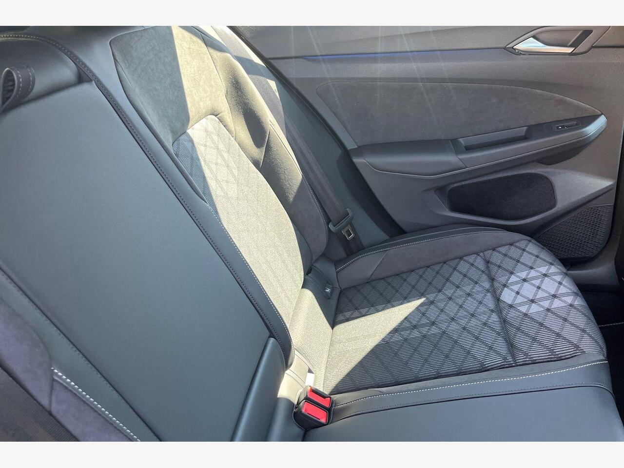 Used Volkswagen Golf 2025 for sale - 76679201: Photo 10