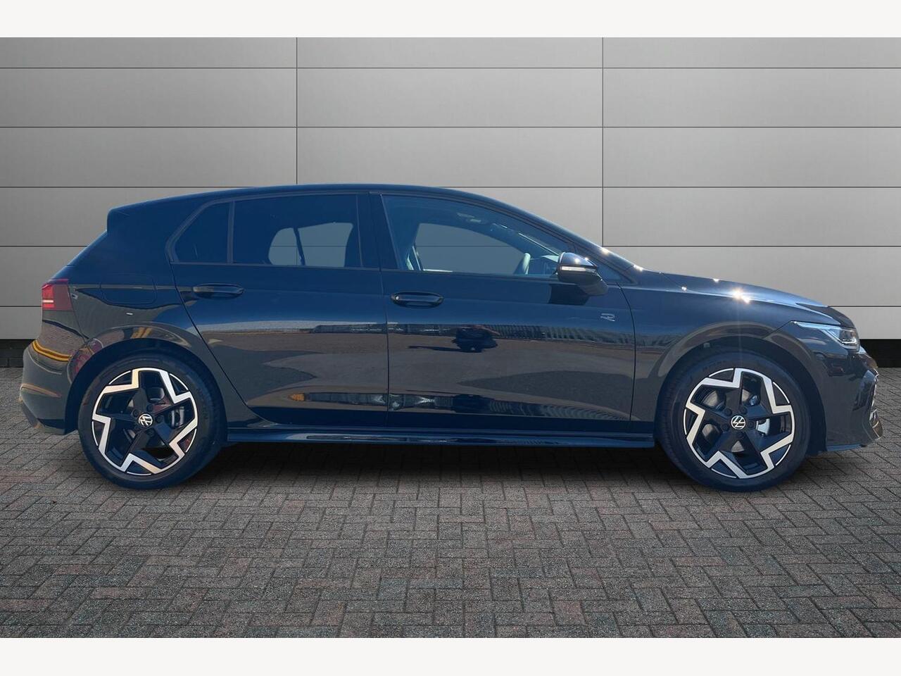 Used Volkswagen Golf 2025 for sale - 76679201: Photo 5