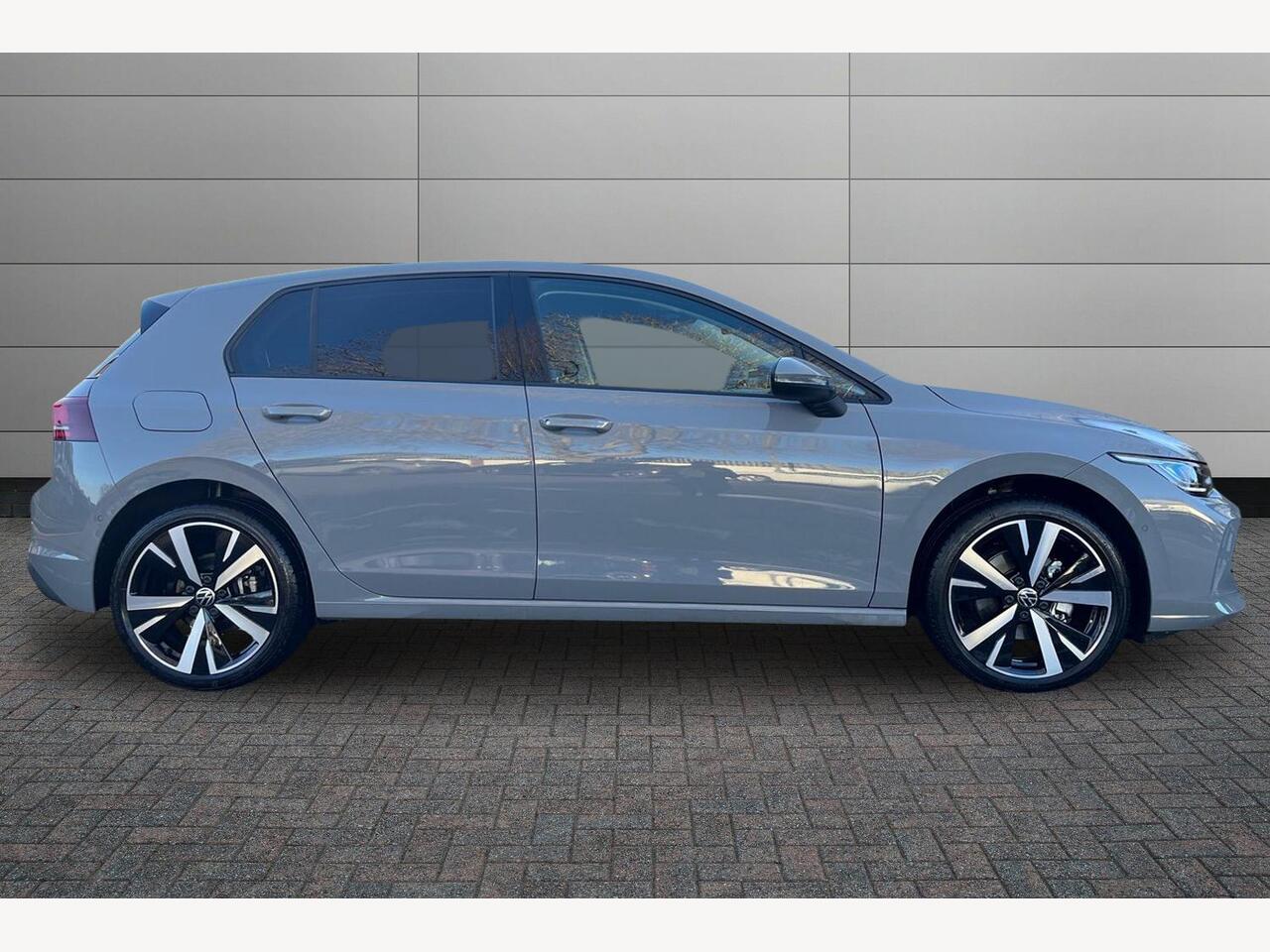 Used Volkswagen Golf 2025 for sale - 77110320: Photo 7