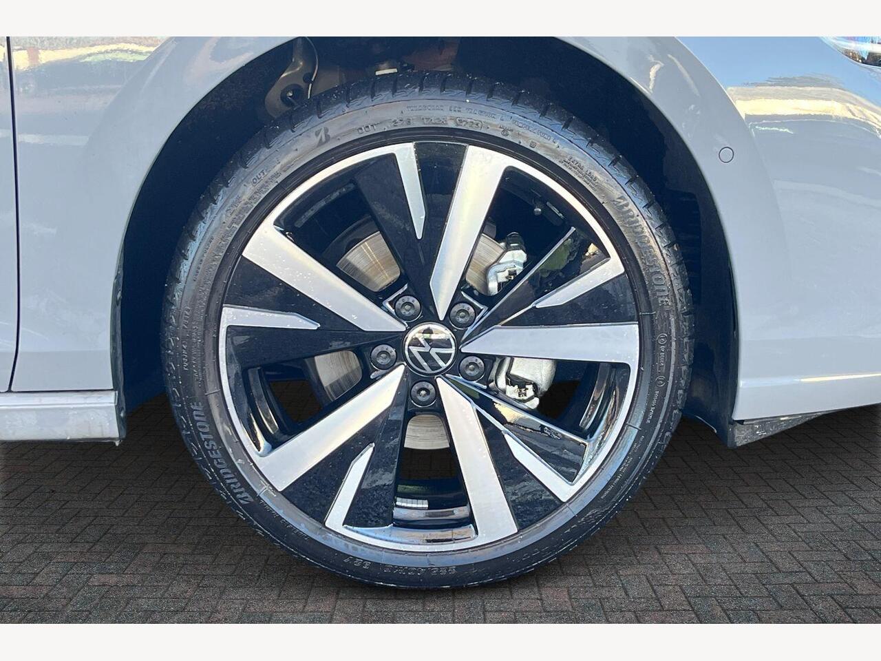 Used Volkswagen Golf 2025 for sale - 77110320: Photo 9