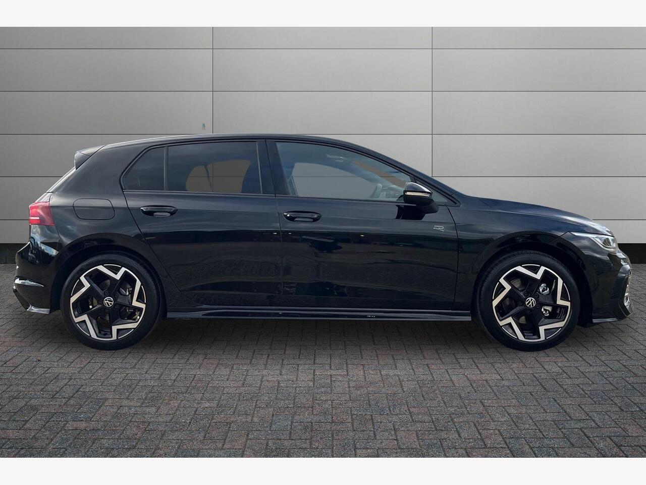 Used Volkswagen Golf 2025 for sale - 77826379: Photo 4