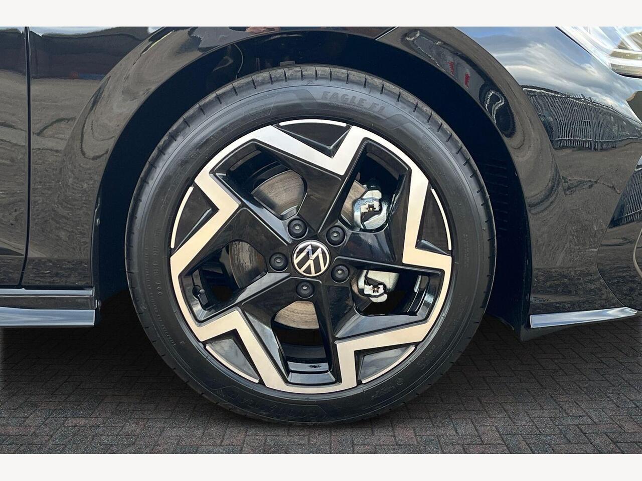 Used Volkswagen Golf 2025 for sale - 77826379: Photo 6