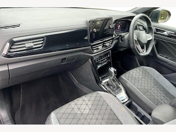 Used Volkswagen T-Roc 2025 for sale - 78135170: Photo