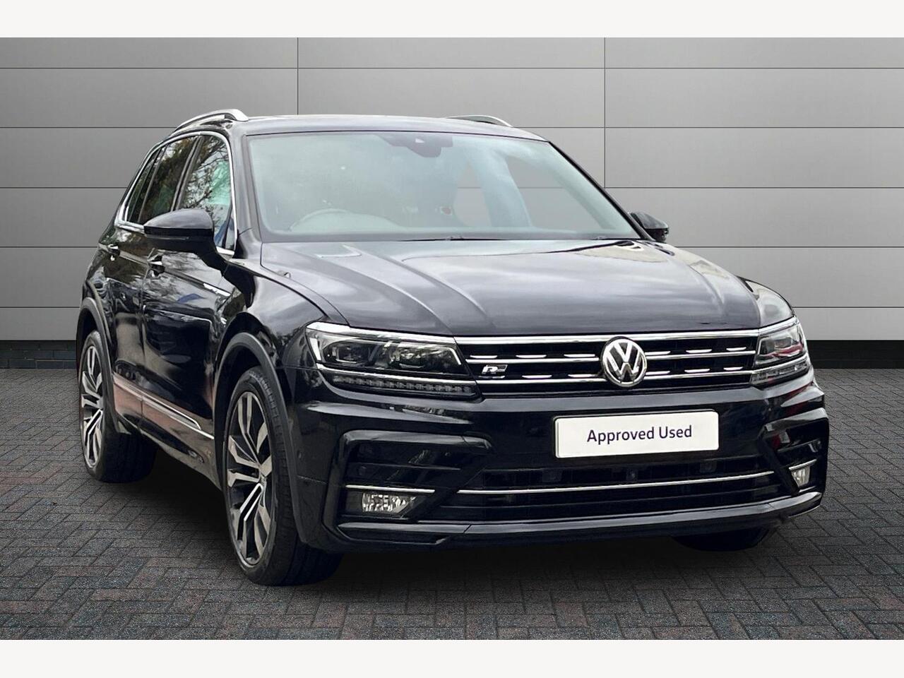 Used Volkswagen Tiguan 2019 for sale - 76703817: Photo 1