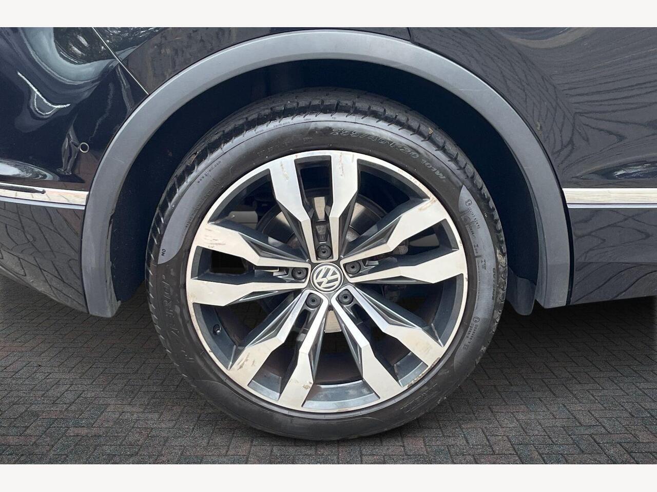 Used Volkswagen Tiguan 2019 for sale - 76703817: Photo 7