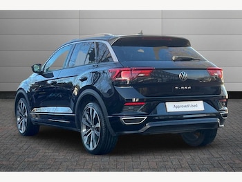Used Volkswagen T-Roc 2022 for sale - 77231707: Photo