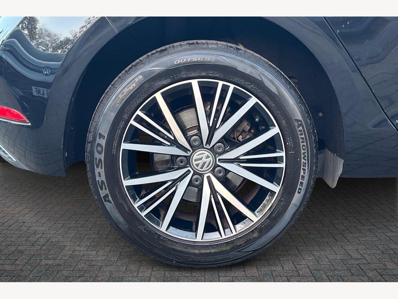 Used Volkswagen Golf 2018 for sale - 76673435: Photo 7